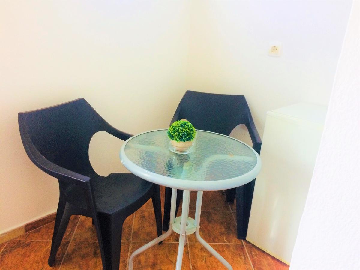 Guesthouse Berlin Бар Экстерьер фото